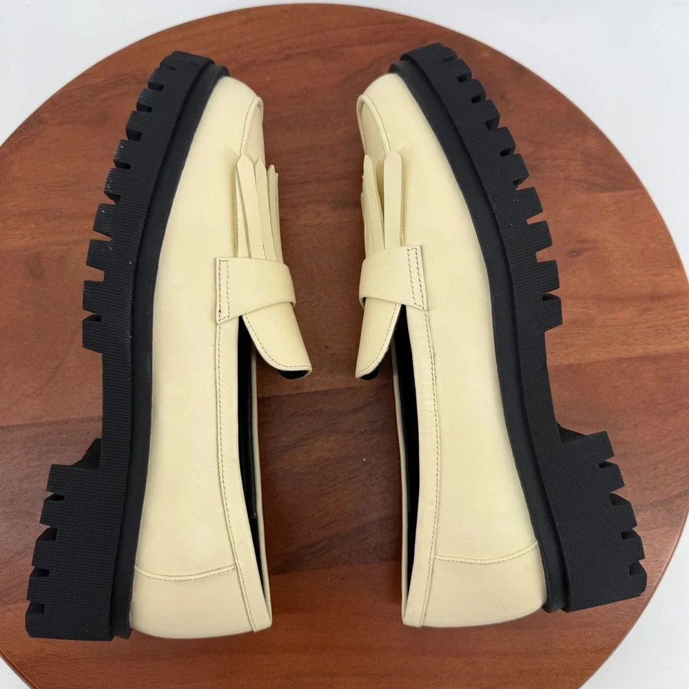 Sydney Silverman X Gianni Bini Cream Leather Kiltie Fringe Lug Sole Loafers 9.5M